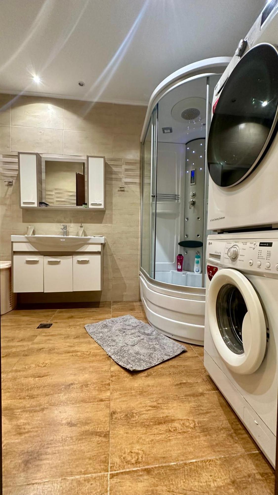 Luxury With Sauna And Free Parking Near Acropolis 아테네 외부 사진